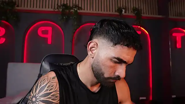 Austin bolt online show from October 23, 2025, 2:22 am