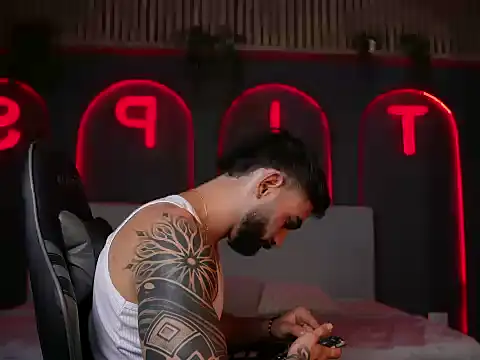 Austin bolt online show from November 13, 2025, 3:49 am