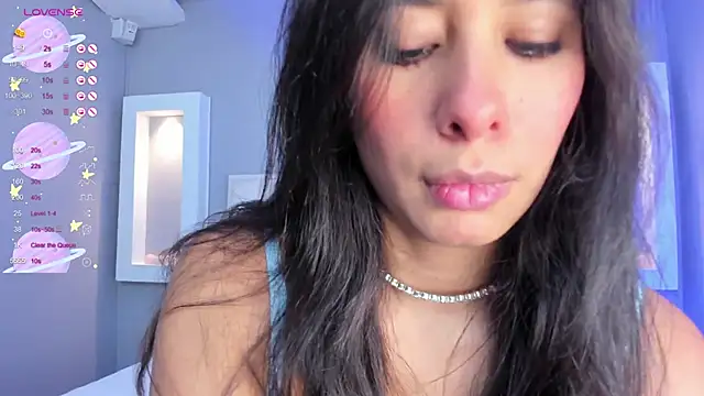 HannaPaola online show from September 25, 2025, 10:35 pm