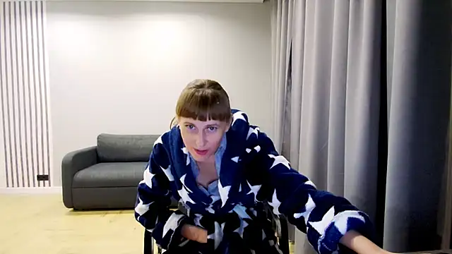 Snapshot of Daniella_Lorente chatting on December 6, 2024, 1:29 am Daniella Lorente online show from December 6, 2024, 1:29 am