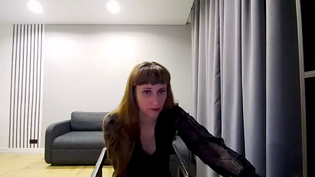 Snapshot of Daniella_Lorente chatting on February 14, 2025, 9:43 pm Daniella Lorente online show from February 14, 2025, 9:43 pm
