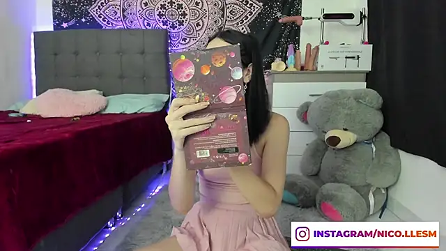 jade dakota   online show from February 15, 2025, 10:10 pm