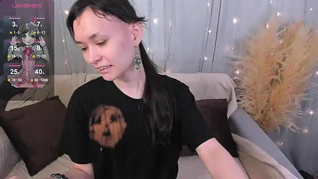 Emily Strikeee online show from January 23, 2025, 9:50 am