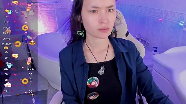 Emily Strikeee online show from September 17, 2025, 10:17 am