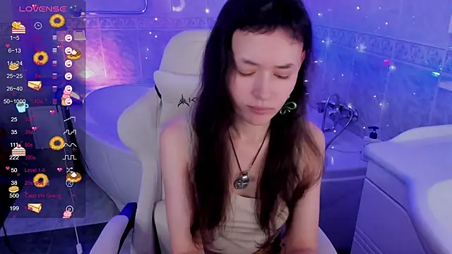 Emily Strikeee online show from September 18, 2025, 9:55 am