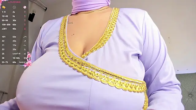 kithana jazmin online show from October 15, 2025, 10:59 am