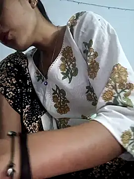 pikubaby online show from March 18, 2025, 9:43 pm