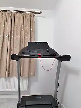 Snapshot of leeya_lee chatting on February 5, 2025, 8:04 pm leeya lee online show from February 5, 2025, 8:04 pm