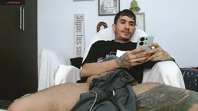 IaDoherty online show from December 4, 2025, 4:22 am