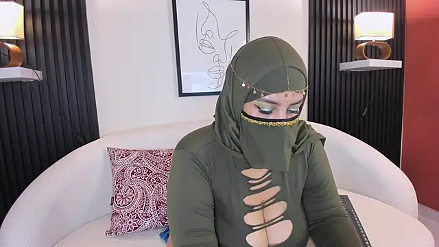 Snapshot of cloe_sirena chatting on March 11, 2025, 2:18 pm cloe sirena online show from March 11, 2025, 2:18 pm