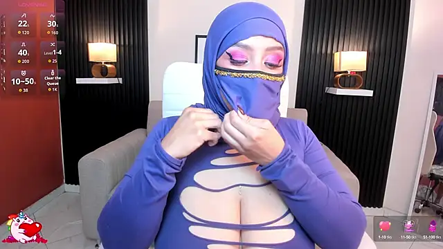 Snapshot of cloe_sirena chatting on October 9, 2025, 2:04 pm cloe sirena online show from October 9, 2025, 2:04 pm