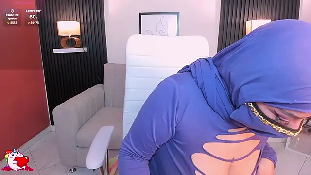 Snapshot of cloe_sirena chatting on November 11, 2025, 2:28 pm cloe sirena online show from November 11, 2025, 2:28 pm