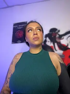 AnnikaMerliahh  online show from October 23, 2025, 2:44 am