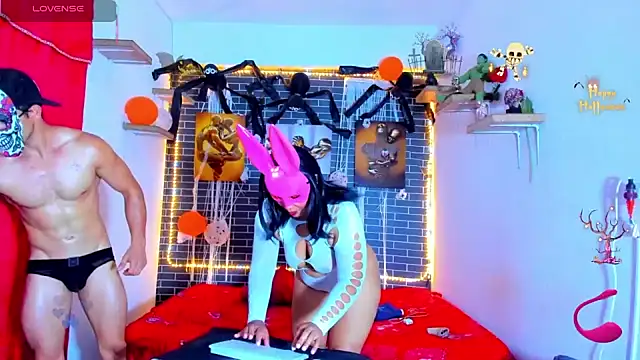 Snapshot of alessandro27yleonora chatting on October 30, 2025, 7:36 pm alessandro27yleonora online show from October 30, 2025, 7:36 pm