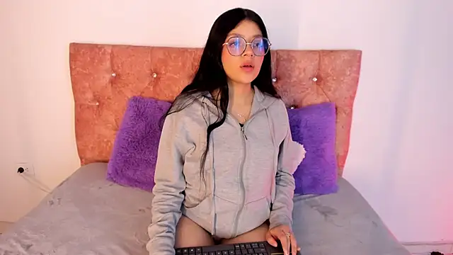 Snapshot of lana_dol chatting on January 29, 2025, 12:02 pm lana dol online show from January 29, 2025, 12:02 pm