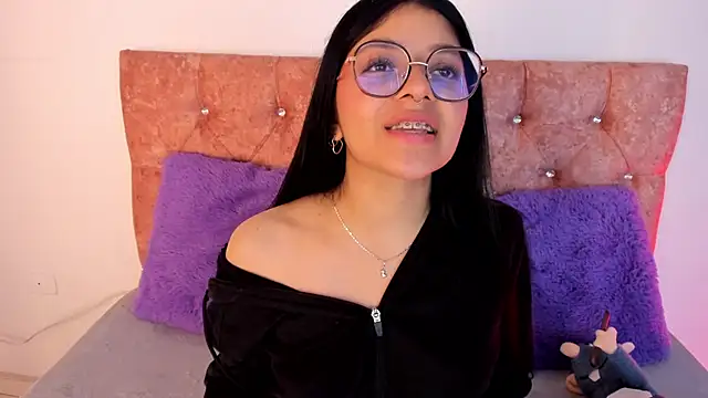 Snapshot of lana_dol chatting on February 3, 2025, 12:25 pm lana dol online show from February 3, 2025, 12:25 pm
