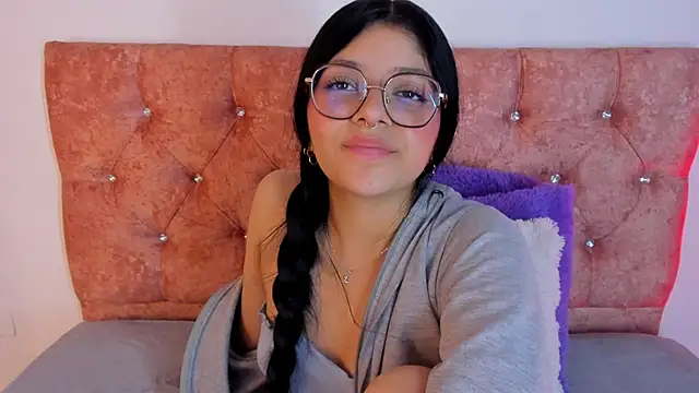 Snapshot of lana_dol chatting on February 21, 2025, 3:10 pm lana dol online show from February 21, 2025, 3:10 pm