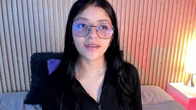 Snapshot of lana_dol chatting on September 26, 2025, 4:22 pm lana dol online show from September 26, 2025, 4:22 pm