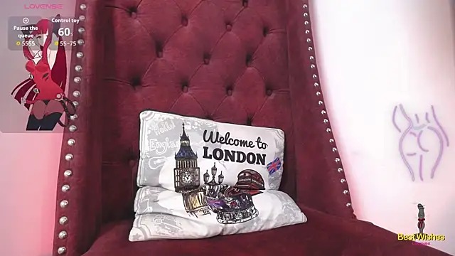 BiancaAntonelli online show from September 11, 2025, 1:11 pm