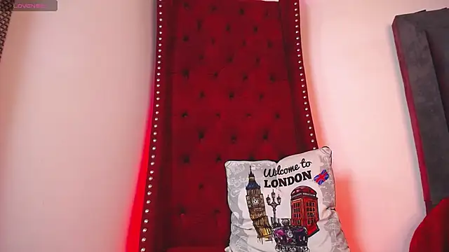 BiancaAntonelli online show from November 12, 2025, 1:22 pm