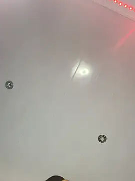 Snapshot of BlueIceCube chatting on January 8, 2025, 5:16 am BlueIceCube online show from January 8, 2025, 5:16 am