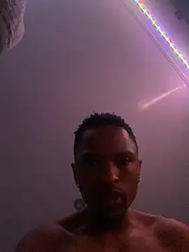 Snapshot of BlueIceCube chatting on January 21, 2025, 10:30 pm BlueIceCube online show from January 21, 2025, 10:30 pm