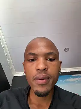 Snapshot of BlueIceCube chatting on February 24, 2025, 1:53 pm BlueIceCube online show from February 24, 2025, 1:53 pm