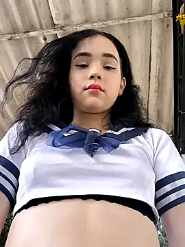 Snapshot of sweet_outdoor_charm chatting on October 25, 2025, 7:30 pm sweet outdoor charm online show from October 25, 2025, 7:30 pm