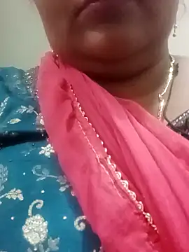 Snapshot of seemi_bhabhi chatting on February 14, 2025, 10:49 am seemi bhabhi online show from February 14, 2025, 10:49 am