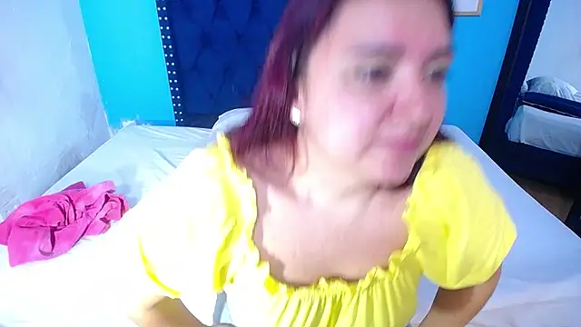 kinky redhead18 online show from October 6, 2025, 1:52 pm