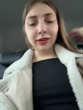 Snapshot of Sunny___Bunny chatting on February 11, 2025, 2:13 pm Sunny Bunny online show from February 11, 2025, 2:13 pm