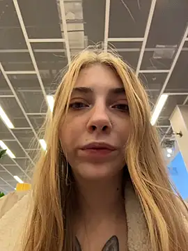 Snapshot of Sunny___Bunny chatting on October 14, 2025, 8:15 am Sunny Bunny online show from October 14, 2025, 8:15 am