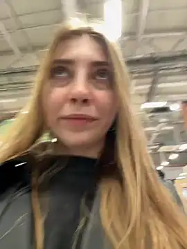 Snapshot of Sunny___Bunny chatting on November 14, 2025, 9:08 am Sunny Bunny online show from November 14, 2025, 9:08 am