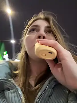 Snapshot of Sunny___Bunny chatting on November 23, 2025, 2:06 pm Sunny Bunny online show from November 23, 2025, 2:06 pm