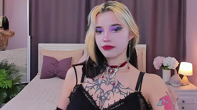 as1an girlfriend online show from January 30, 2025, 7:29 am