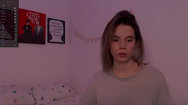  ni kiss online show from January 10, 2025, 8:48 pm