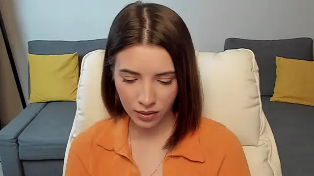 Anita Robby online show from October 13, 2025, 10:59 am