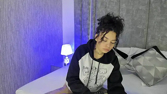 Snapshot of KatherineGomez chatting on October 11, 2025, 2:22 am KatherineGomez online show from October 11, 2025, 2:22 am