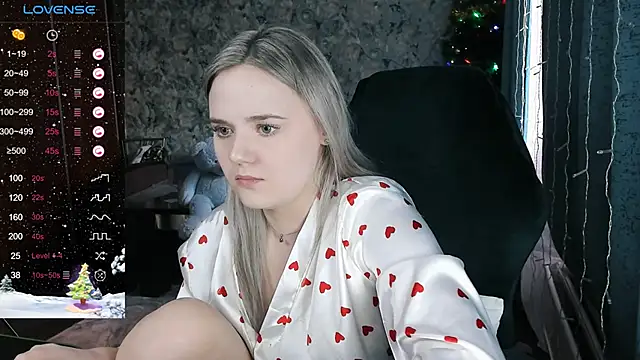 Your small bunny online show from December 20, 2024, 6:19 am