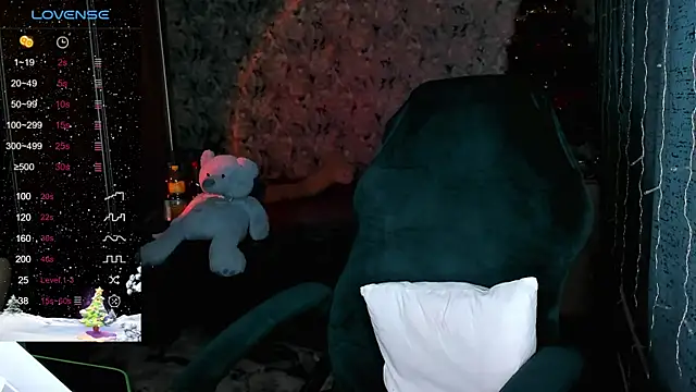 Your small bunny online show from January 13, 2025, 1:13 am