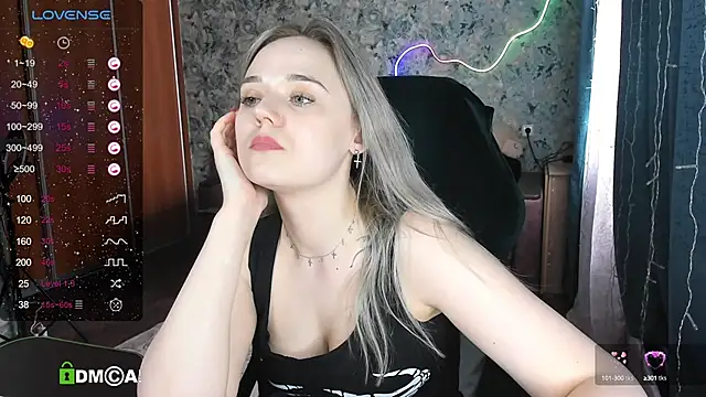 Your small bunny online show from February 28, 2025, 6:43 am