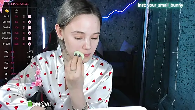 Your small bunny online show from October 11, 2025, 2:11 am