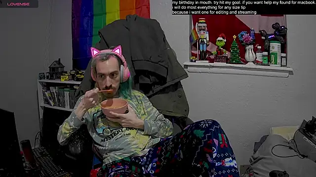 Snapshot of tallnerdyguy chatting on January 18, 2025, 2:25 am tallnerdyguy online show from January 18, 2025, 2:25 am