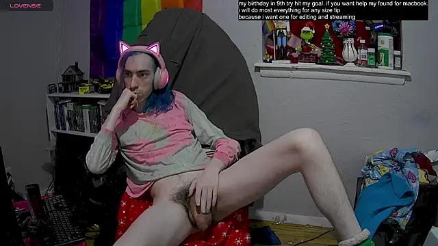 Snapshot of tallnerdyguy chatting on February 14, 2025, 4:58 am tallnerdyguy online show from February 14, 2025, 4:58 am