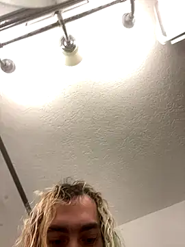 tallnerdyguy online show from October 25, 2025, 9:20 pm