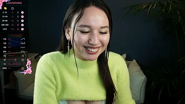 Snapshot of margeriTirell chatting on December 5, 2024, 2:31 am margeriTirell online show from December 5, 2024, 2:31 am