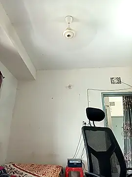 Snapshot of Tisha-01 chatting on September 26, 2025, 8:18 am Tisha-01 online show from September 26, 2025, 8:18 am