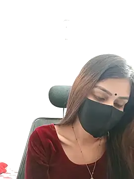 Snapshot of Tisha-01 chatting on November 4, 2025, 1:10 pm Tisha-01 online show from November 4, 2025, 1:10 pm