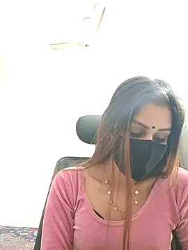 Snapshot of Tisha-01 chatting on November 20, 2025, 2:50 pm Tisha-01 online show from November 20, 2025, 2:50 pm