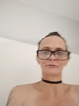 Snapshot of ivylee31 chatting on January 31, 2025, 2:37 am ivylee31 online show from January 31, 2025, 2:37 am